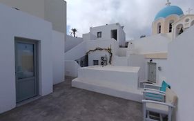 Fira Comfort Rooms