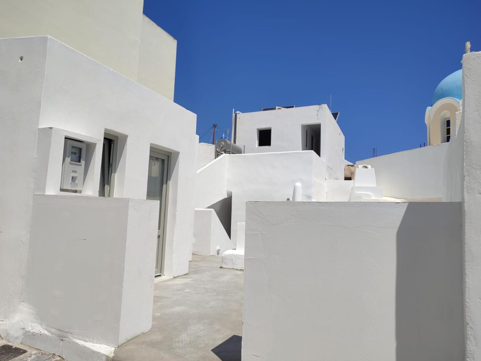 Fira Comfort Rooms Exterior foto