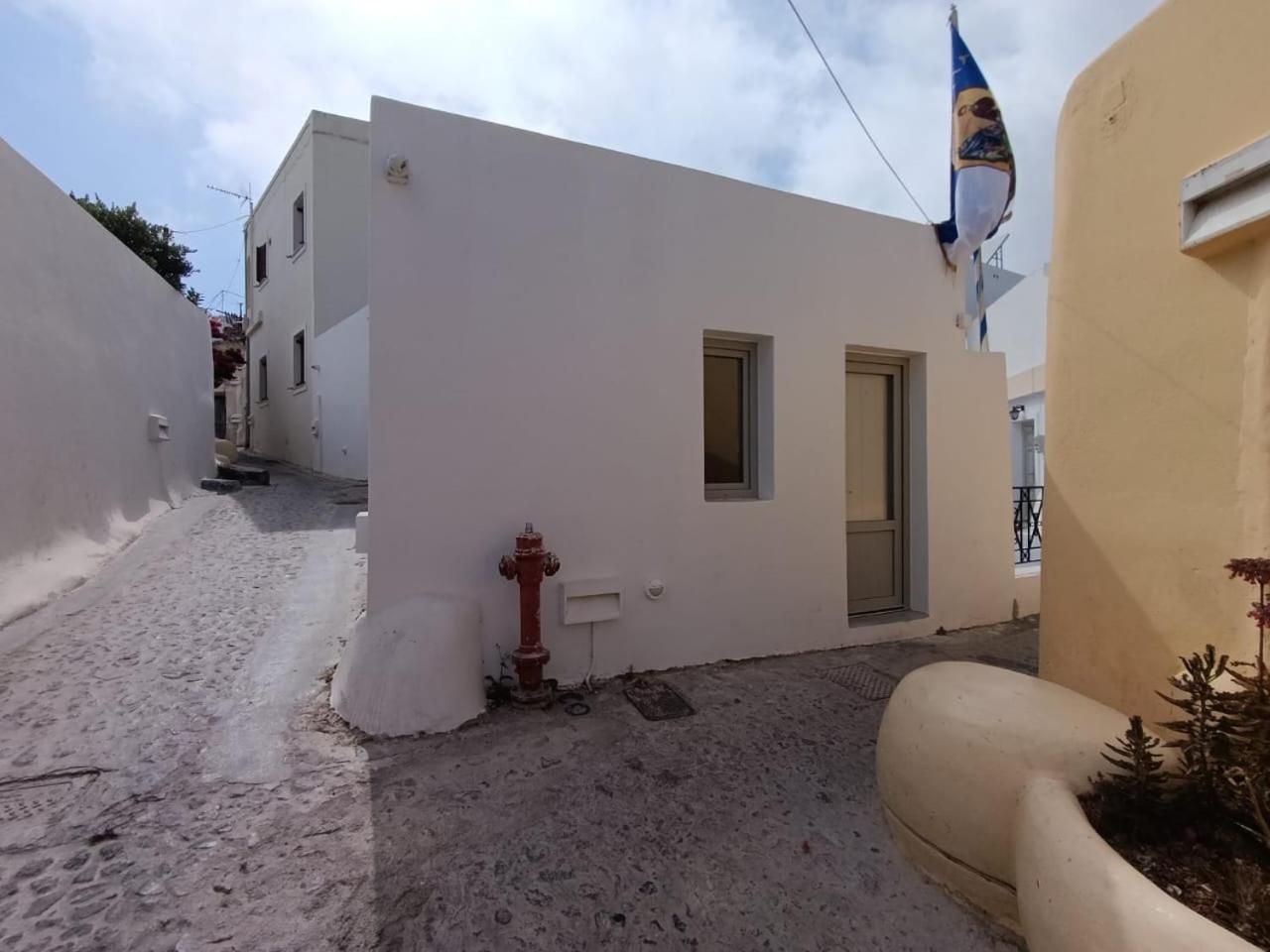 Fira Comfort Rooms Exterior foto